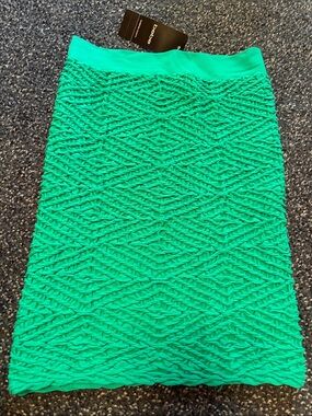 bebe Emerald Green Textured Stretch Knit Skirt